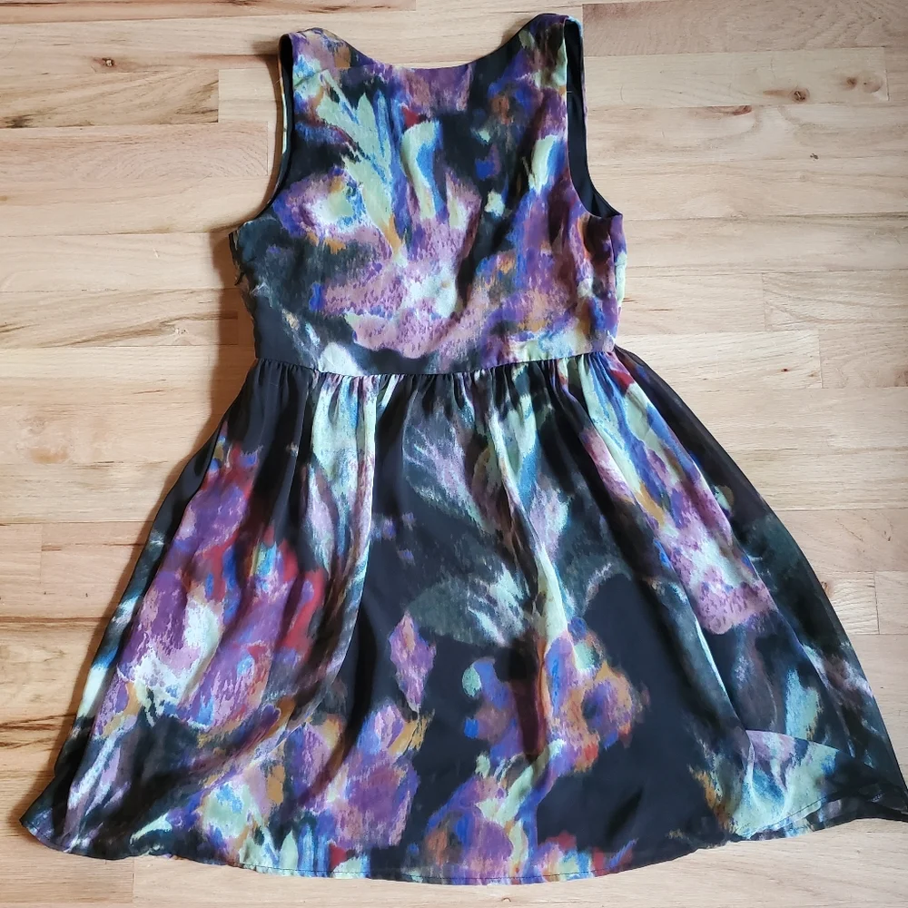 Urban Outfitters babydoll dress - Picture 5 of 6